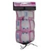 Knie-elbow-wrist beschermengelset in roze en wit verpakt in mesh zak.
