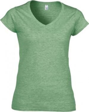 Softgroene V-hals T-shirt voor dames, comfortabel en casual.