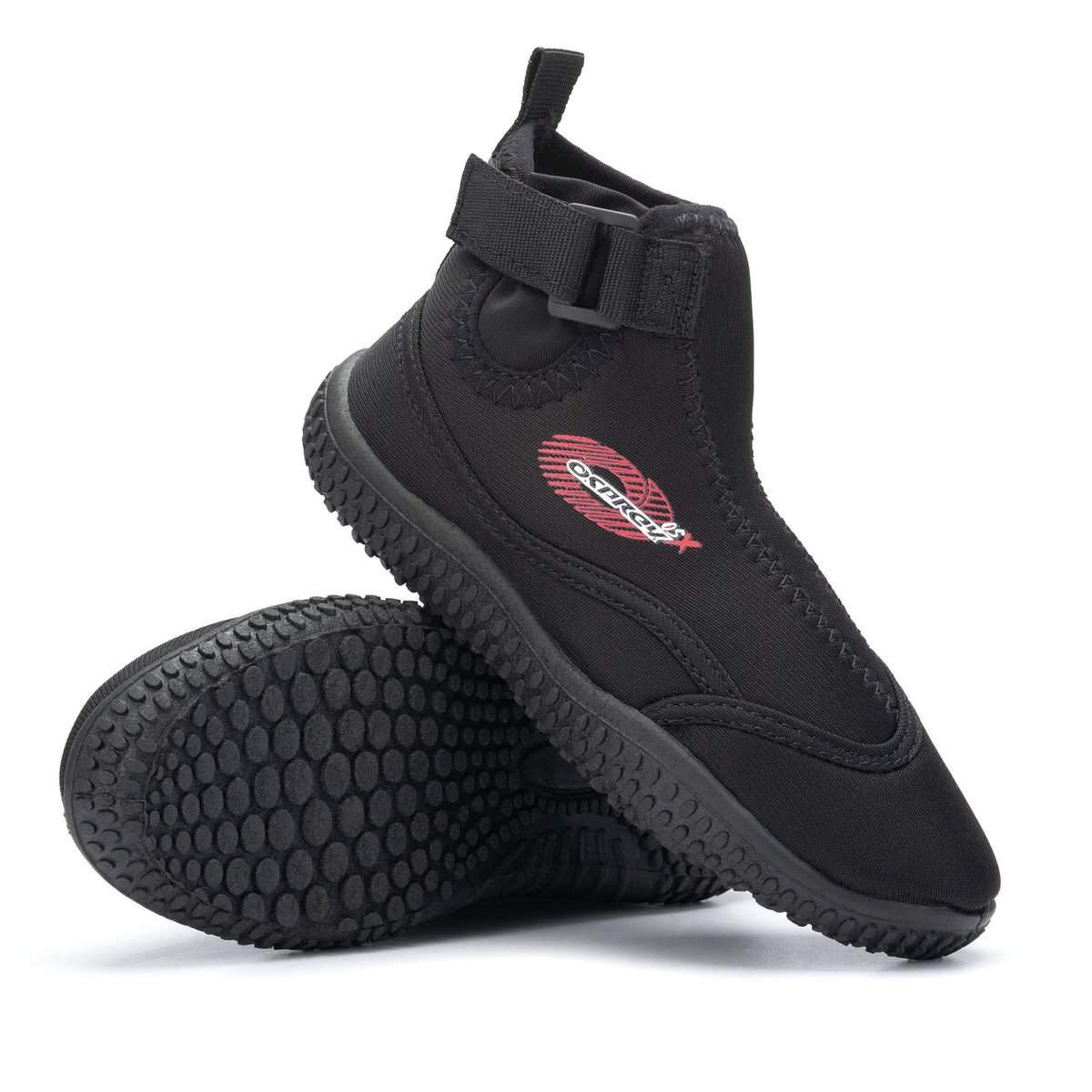 Stevige watersport sneakers voor kinderen met antislipzool en stevige verstelband.