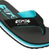Zool Toe slippers voor buiten, zwart met blauwe accenten en logo.