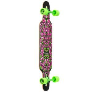 Kleurrijke skateboard met psychedelisch ontwerp en neon groene wielen voor buitenplezier.