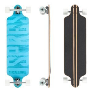 Witte skateboard met blauwe grafische print en wit-wielen, geïsoleerd op wit achtergrond.