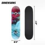 Kleurrijke skateboard met gemakkelijke grip en afmetingen van 31 inch lang en 8 inch breed.