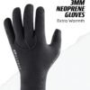 3. Neopreen skihandschoenen voor extra warmte, waterdicht en comfortabel.