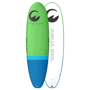 Kleurrijke surfplanken voor buitenplezier bij Winkel van Hugo.