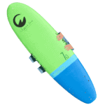 Kort skateboard met groen en blauw design, voor buitenplezier en surfen.