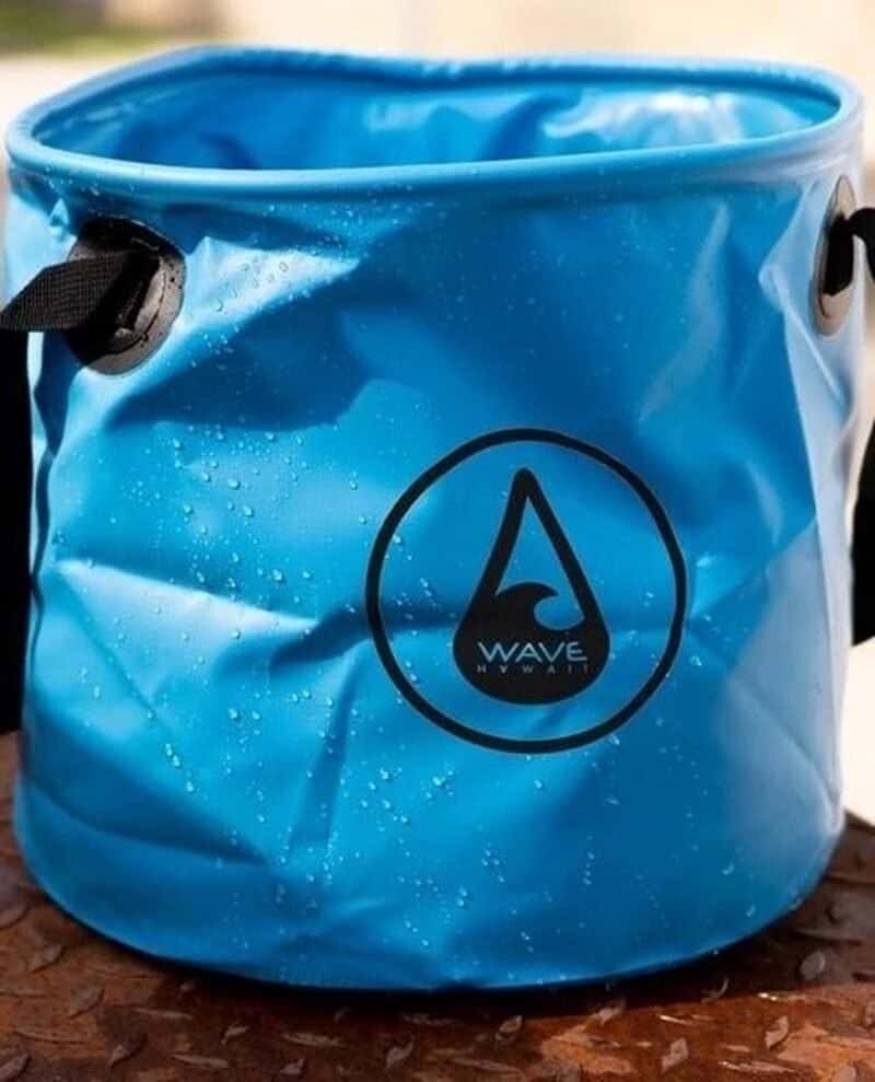 Serviette de bain imperméable pour les sports de plein air et les activités aquatiques.