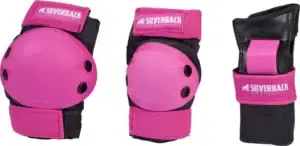 Schutzsets für Skates, Skateboard und Outdoor-Aktivitäten in Pink und Schwarz.