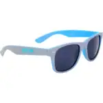 Stijlvolle zonnestralen zonnebril voor buiten, blauw en zwart frames met UV-bescherming.