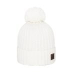 Warm witte knitted wintermuts met pompoen voor outdoor activiteiten.