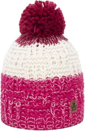 Kleurrijke wollen pompom gebreide muts voor warme buitendagen.