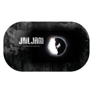 Jail Jam skateboard deck met zwart-witdonker ontwerp en maanprint voor buitenplezier.