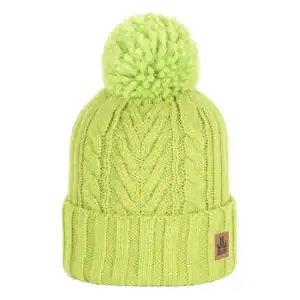 Knitted neon geel pompom wintermuts voor dames en heren.