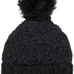 Knusse zwarte skikhit met pompon, ideaal voor buitensport en winterse avonturen.