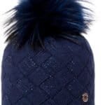 Warm deken met pompom, perfect voor buiten in de winter.