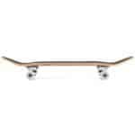 Skelet skateboard met houten deck en witte wielen voor buitenplezier op straat of in het skatepark.