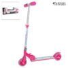 Pink kinderloopauto voor buiten, stabiel en lichtgewicht, ideaal voor jonge kinderen.