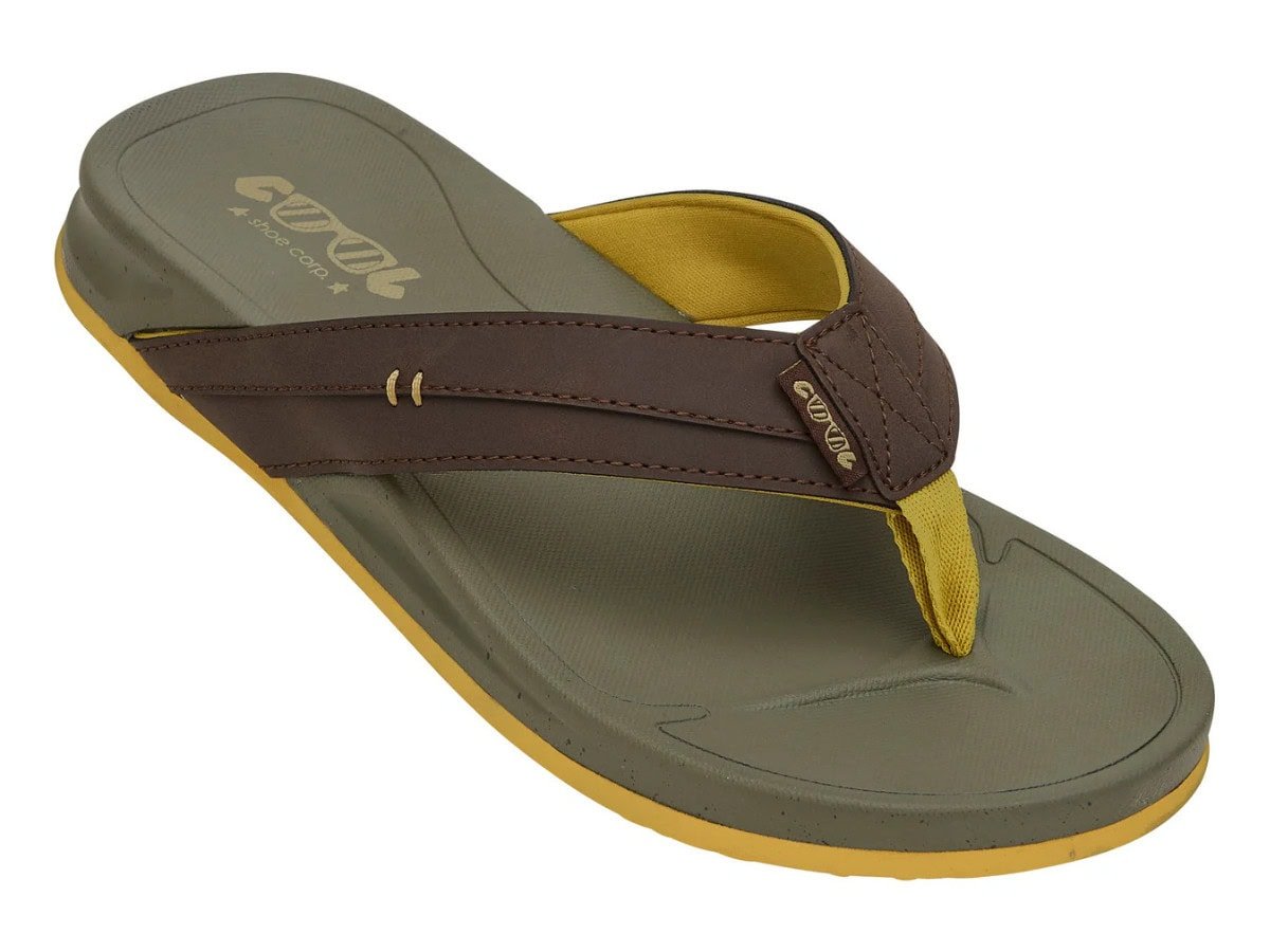 Cool Shoe Corp. Swap Heren Slipper Kaki – zijaanzicht met bruine band en kaki zool