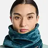 Knuffelige teal fleece halswarmer voor dames, ideaal voor koude winterdagen.