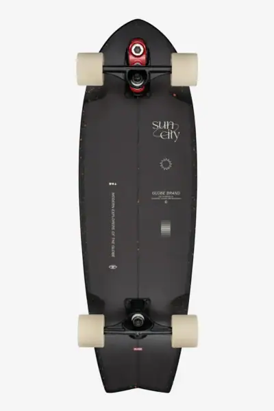 Surf skate Globe Sun City 2 met swallow-tail en mellow concave