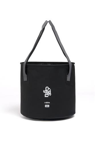C-Skins Storm Chaser dry bucket 50L in zwart
