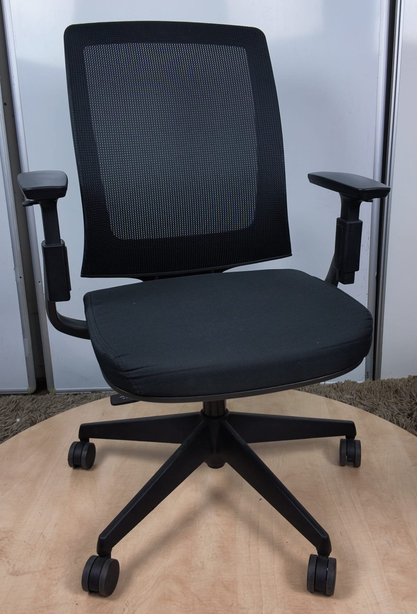 HON Lota ergonomische bureaustoel – zwart – verstelbaar